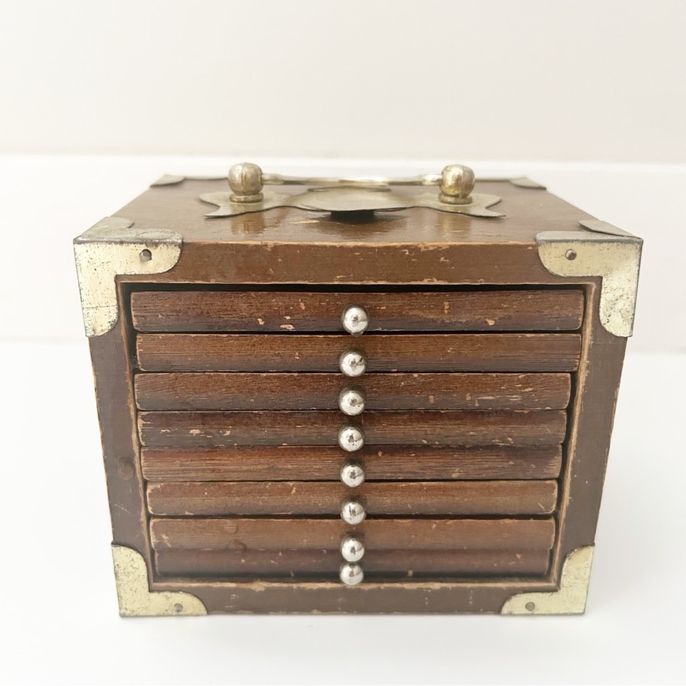 Retro Wooden Coaster Set - 8 Coasters & Wood box from the 70’s
